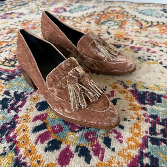 Rebecca Minkoff Edie Velvet Tassel Loafers in Soft Berry Pink Size 9 - Picture 1 of 10